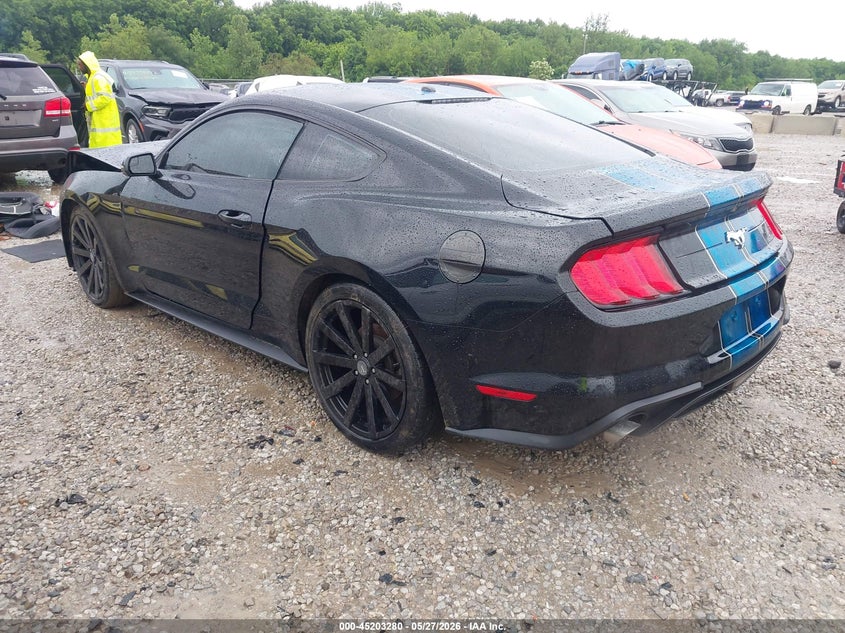 2019 FORD MUSTANG auction photo 3