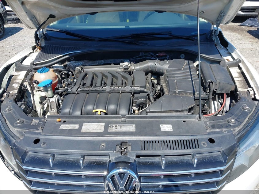 2013 Volkswagen Passat 3.6L V6 Sel Premium VIN: 1VWCM7A31DC045940 Lot: 45203325