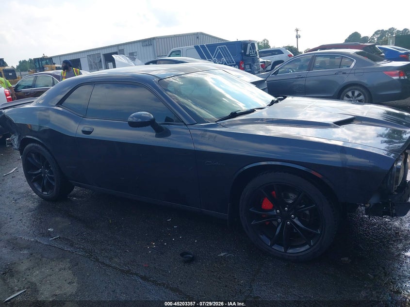DODGE CHALLENGER - zdjęcie 13