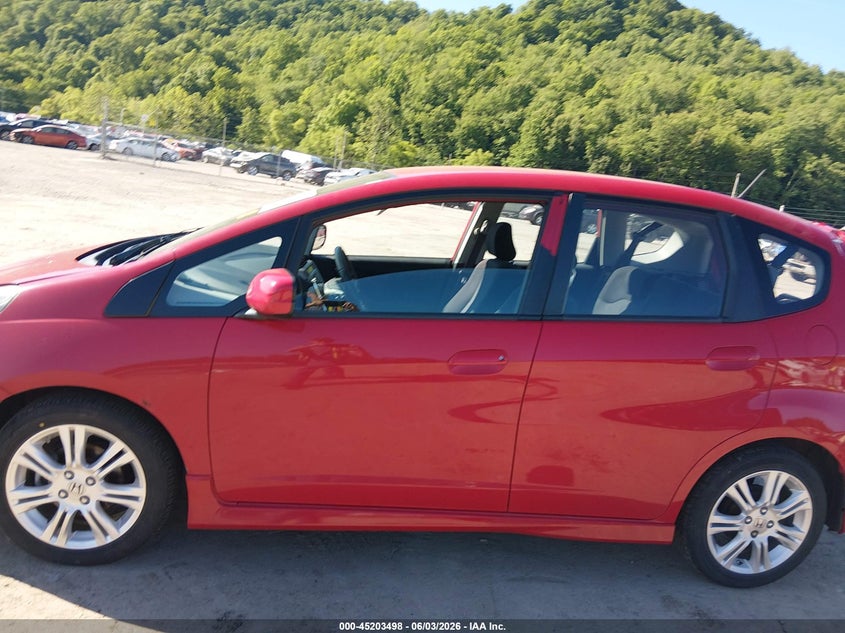 2010 Honda Fit Sport VIN: JHMGE8H42AC004653 Lot: 45203498