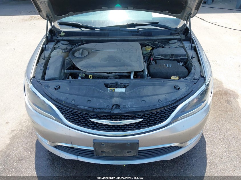 2015 Chrysler 200 Limited VIN: 1C3CCCAG4FN758800 Lot: 45203642