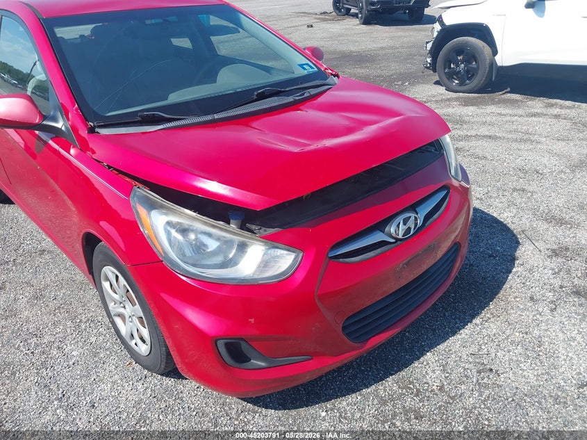 2013 Hyundai Accent Gs VIN: KMHCT5AE9DU081764 Lot: 45203791