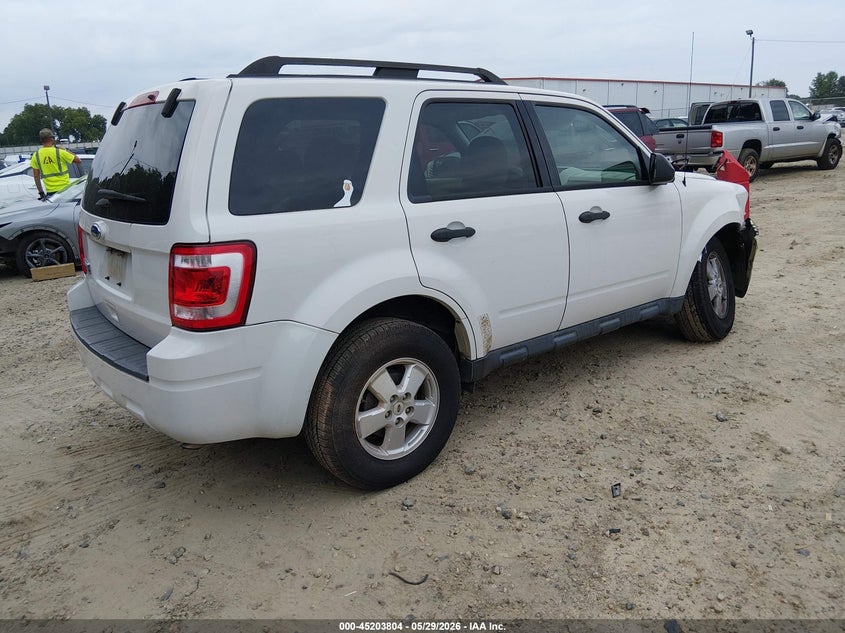Vin: 1fmcu0d72bkb70100, lot: 45701545, ford escape xlt 20114