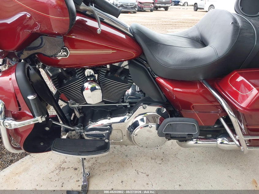 2010 Harley-Davidson Flhtcu VIN: 1HD1FC419AB630580 Lot: 45203982