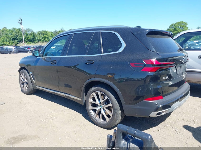 Vin: 5ux23eu00r9v30869, lot: 45701780, bmw x5 xdrive40i 20243