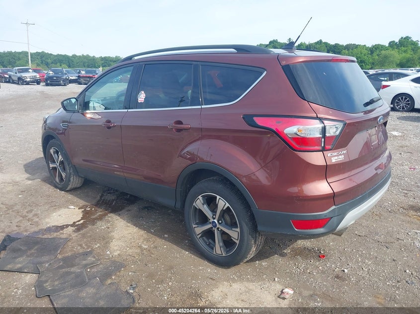 Vin: 1fmcu9hd6juc45923, lot: 45702005, ford escape sel 20183