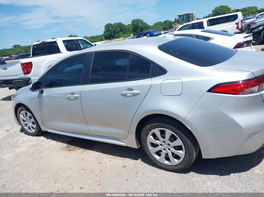 TOYOTA COROLLA - zdjęcie 14