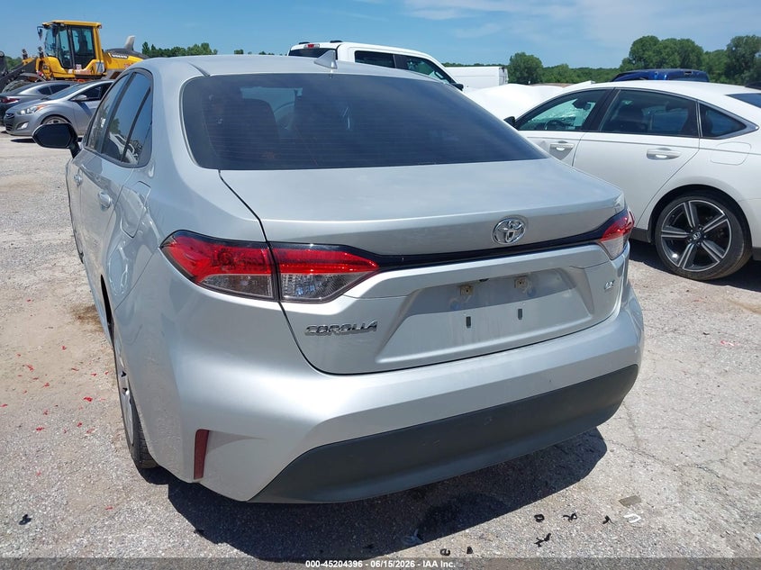 TOYOTA COROLLA - zdjęcie 16
