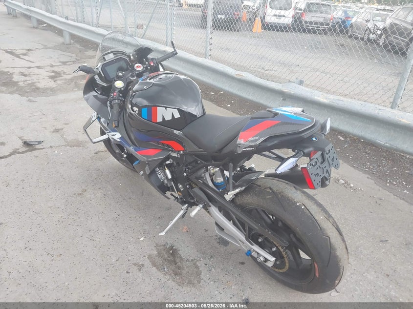 2024 BMW M MOTO 4