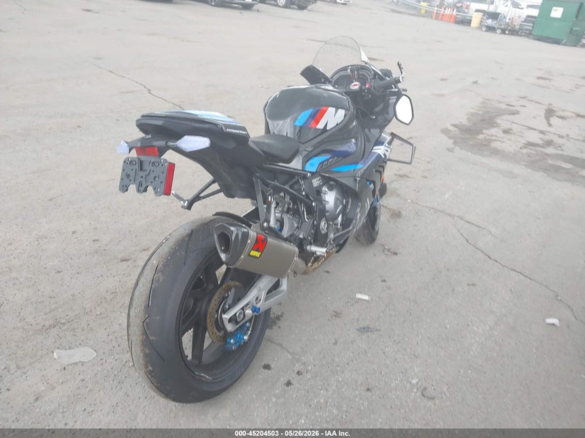 2024 BMW M MOTO 4