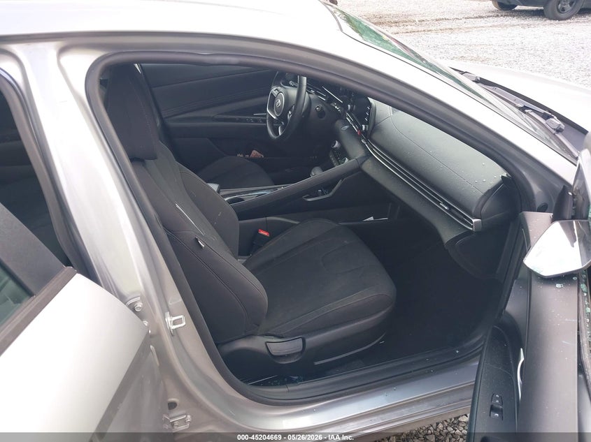 2021 HYUNDAI ELANTRA auction photo 5