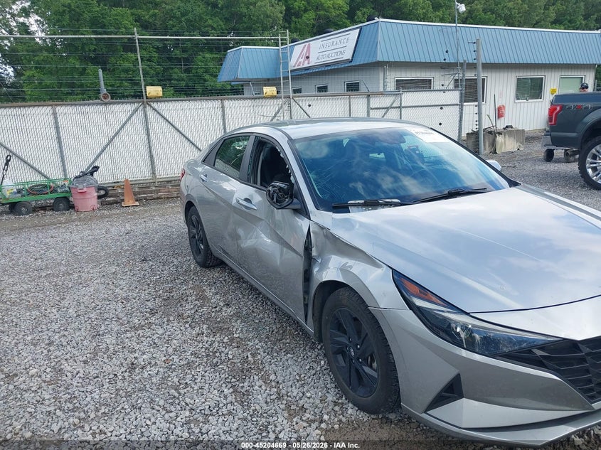 2021 HYUNDAI ELANTRA auction photo 6