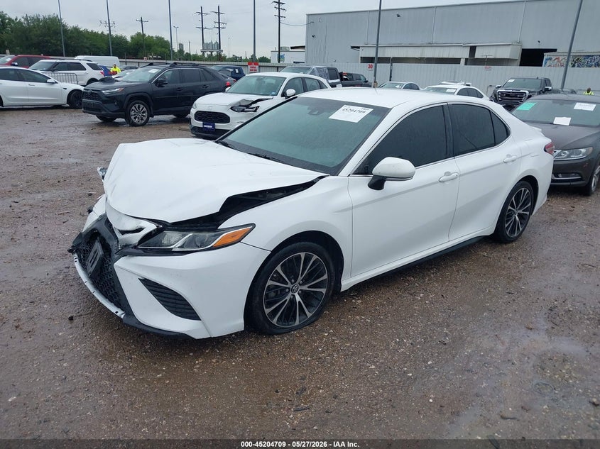 2018 Toyota Camry Se 4T1B11HK3JU606786 photo 1