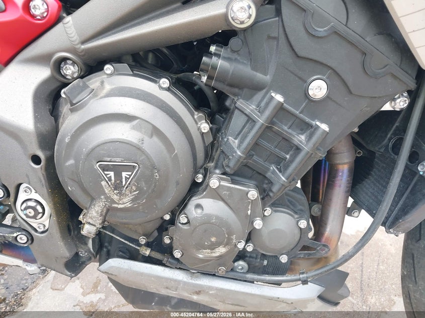 2022 TRIUMPH MOTORCYCLE STREET TRIPLE auction photo 8