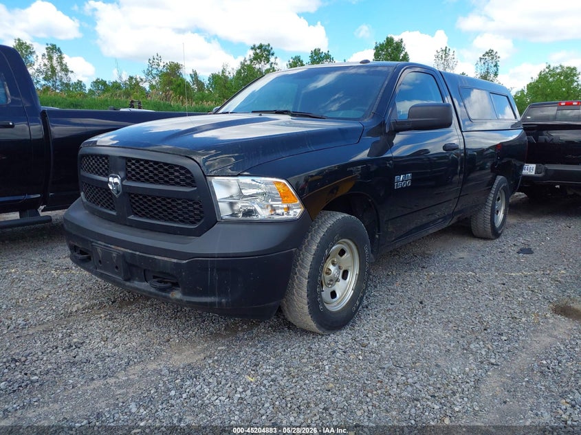 Vin: 3c6jr7dgxhg765273, lot: 45702624, ram 1500 tradesman  4x4 8' box 20172