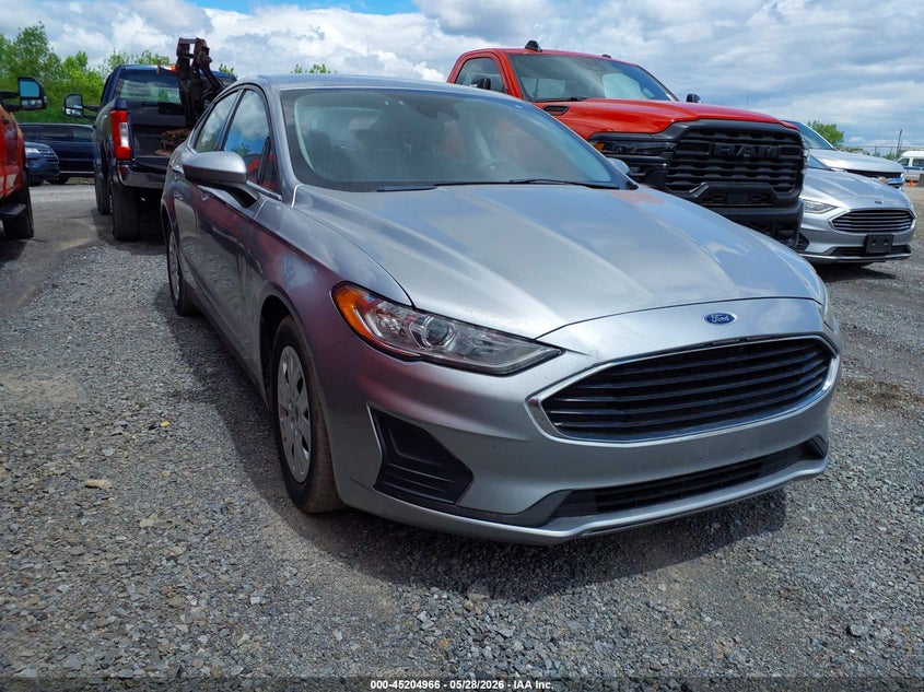 Vin: 3fa6p0g70lr201576, lot: 45702707, ford fusion s 2020 img_1
