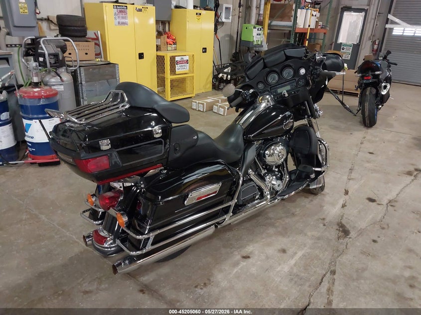 2012 Harley-davidson Electra glide Flhtcu Ultra Classic Electra Gld black Lot 111045205060 Vin 1HD1FCM12CB671619