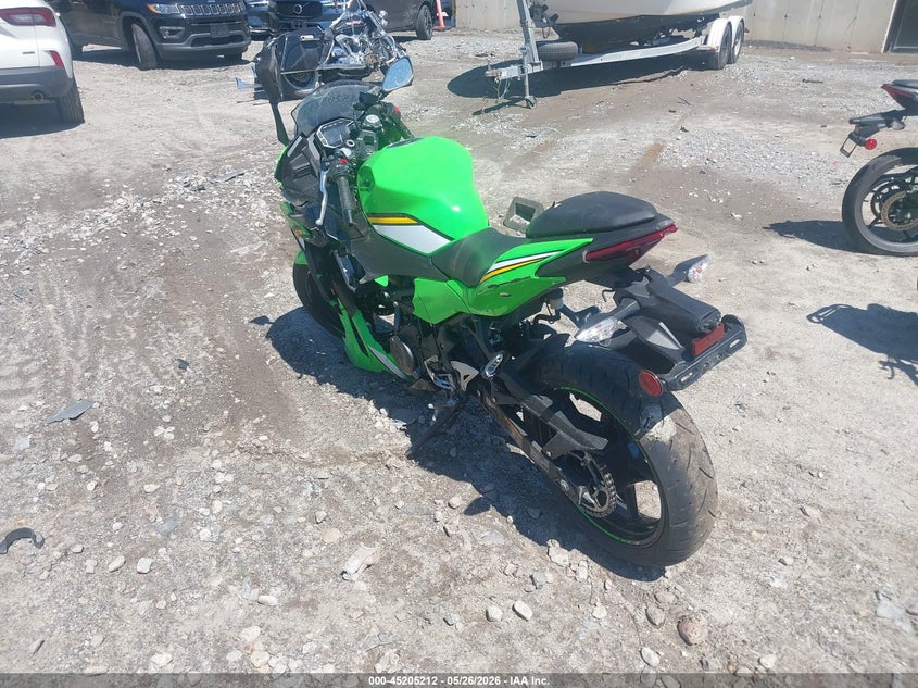 2025 KAWASAKI NINJA SPORT_BIKE 2
