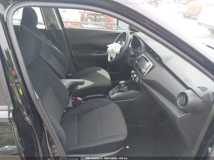 2024 NISSAN KICKS auction photo 5