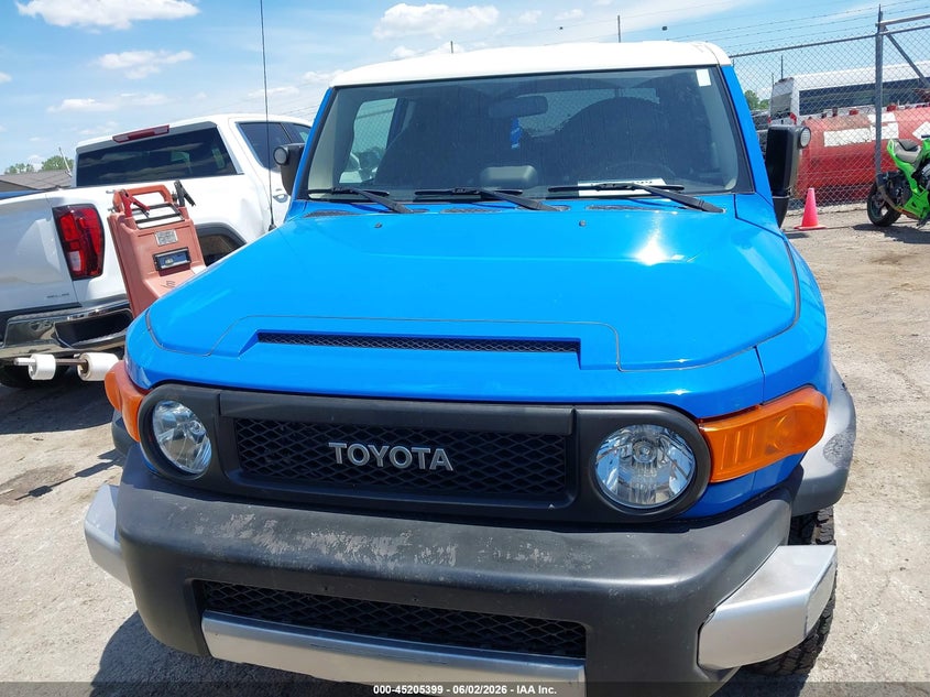 2008 Toyota Fj Cruiser VIN: JTEBU11F08K033825 Lot: 45205399