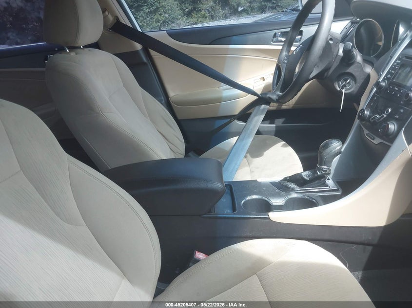 2011 HYUNDAI SONATA SEDAN 2.4L I-4 DI, DOHC, VVT, 190HP