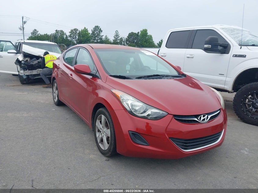 2013 HYUNDAI ELANTRA GLS