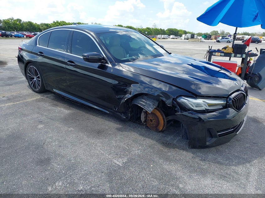 Vin: wba53bh05mcf17361, lot: 45703295, bmw 530i 2021 img_1
