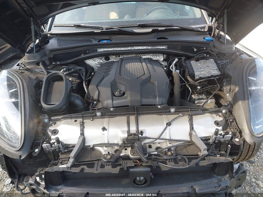 2024 Porsche Macan T VIN: WP1AA2A52RLB01087 Lot: 45205567
