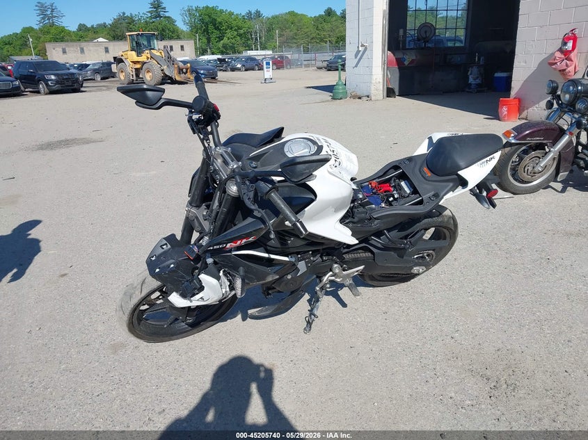 2025 CF MOTO 450NK auction photo 2