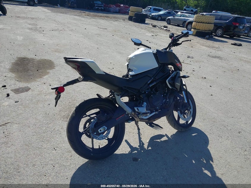 2025 CF MOTO 450NK auction photo 4
