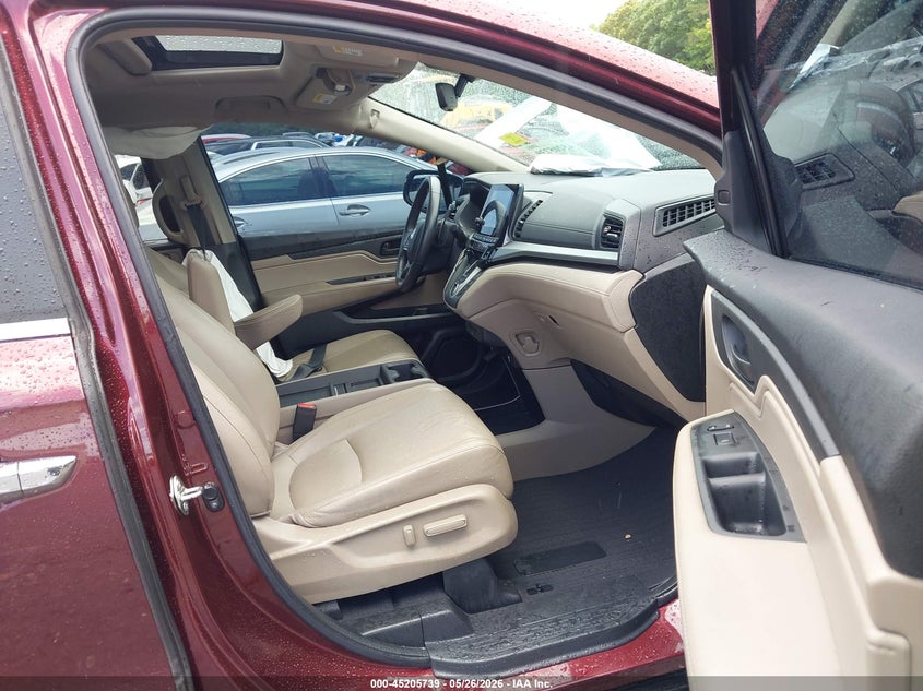 2018 HONDA ODYSSEY auction photo 5