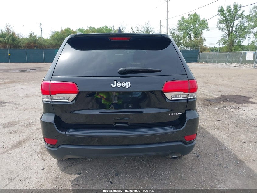 JEEP GRAND CHEROKEE - zdjęcie 17
