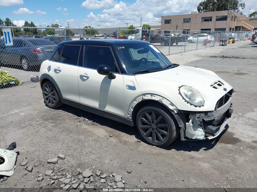 Vin: wmwxu3c5xf2b55857, lot: 45703590, mini hardtop cooper s 2015 img_1