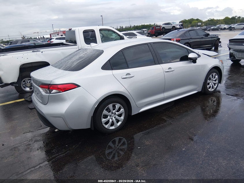 2025 TOYOTA COROLLA auction photo 4