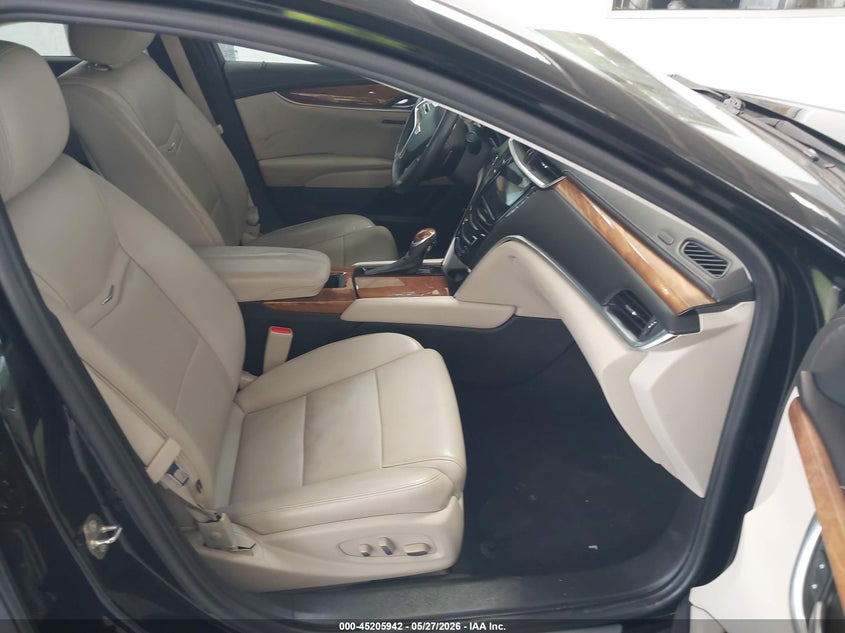 2018 CADILLAC XTS auction photo 5