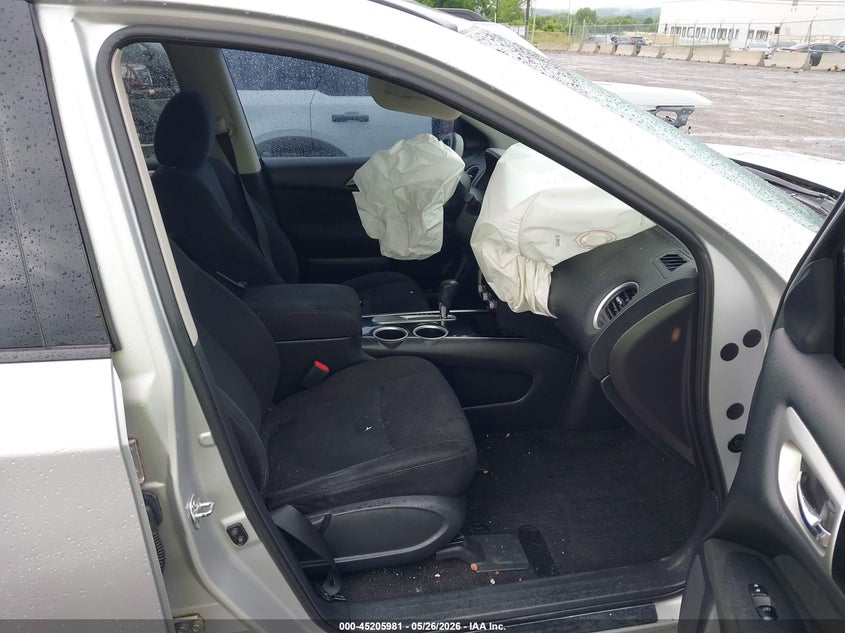 2015 NISSAN PATHFINDER auction photo 5