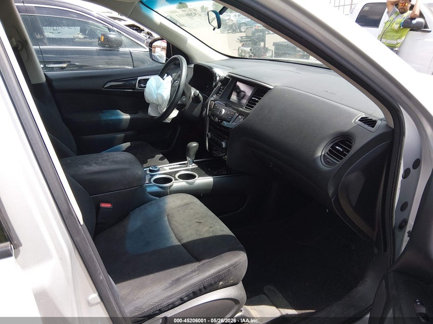 2016 NISSAN PATHFINDER auction photo 5