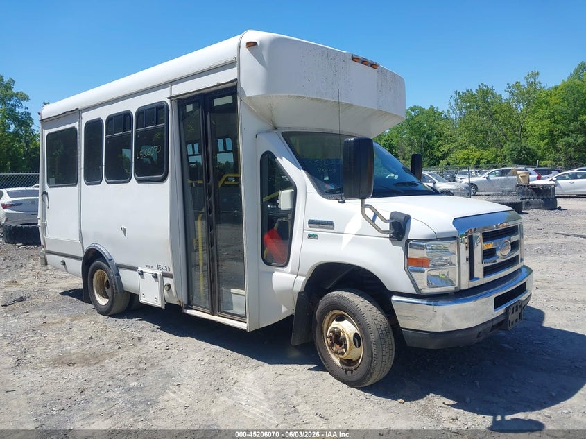 2014 FORD E-350 CUTAWAY auction photo 1
