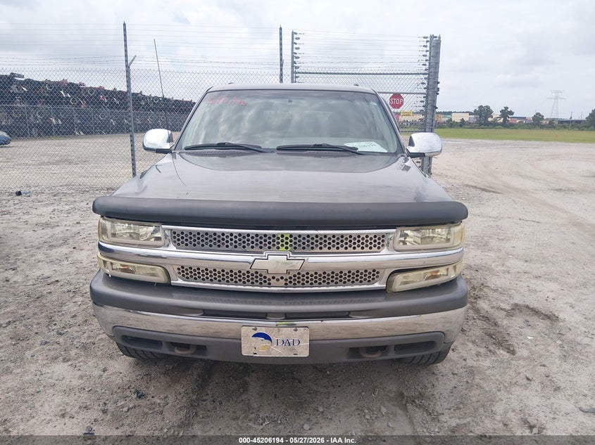 2000 Chevrolet Suburban 1500 Lt VIN: 3GNEC16T3YG211485 Lot: 45206194