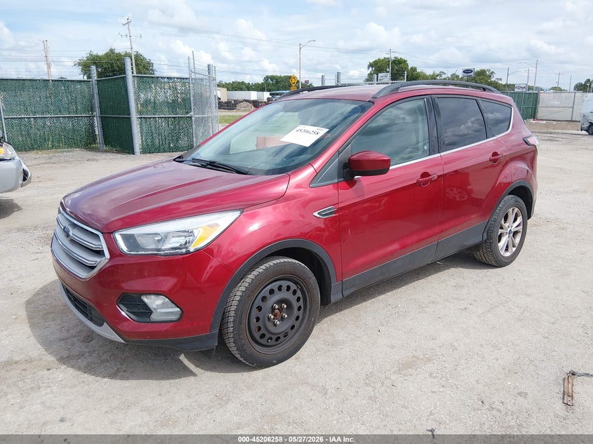 Vin: 1fmcu0g93jub62426, lot: 45703999, ford escape se 20182