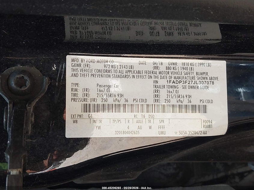 VIN 1FADP3F27JL307078 2018 FORD FOCUS SE