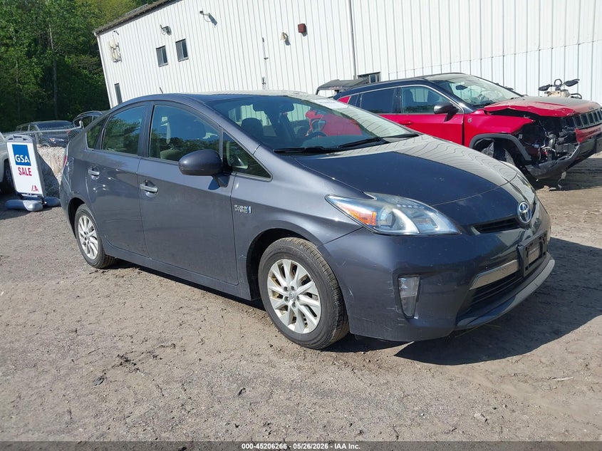 2013 TOYOTA PRIUS PLUG-IN