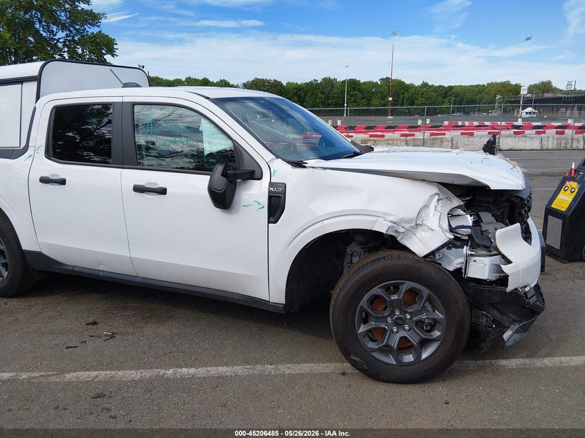 2025 Ford Maverick Xlt VIN: 3FTTW8J34SRB29414 Lot: 45206485