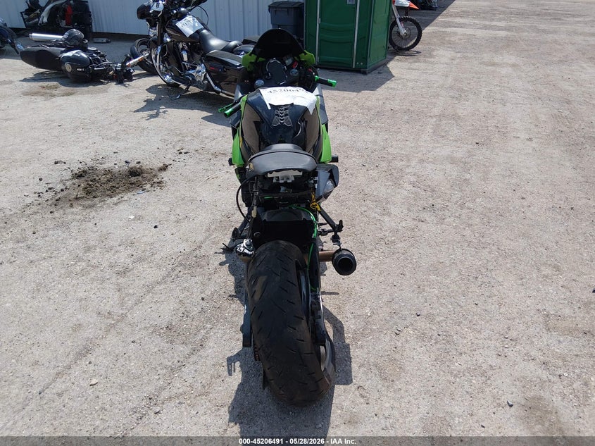 2016 Suzuki Gsx-R750 VIN: JS1GR7MA9G2100154 Lot: 45206491