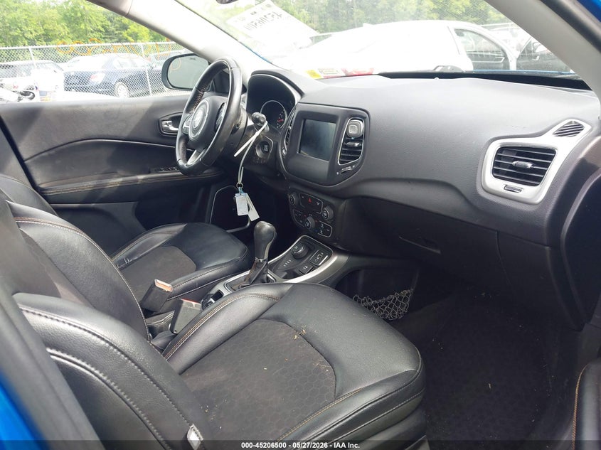 2018 JEEP COMPASS auction photo 5