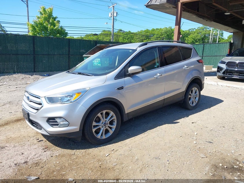 Vin: 1fmcu0gd0jub88907, lot: 45704381, ford escape se 20182