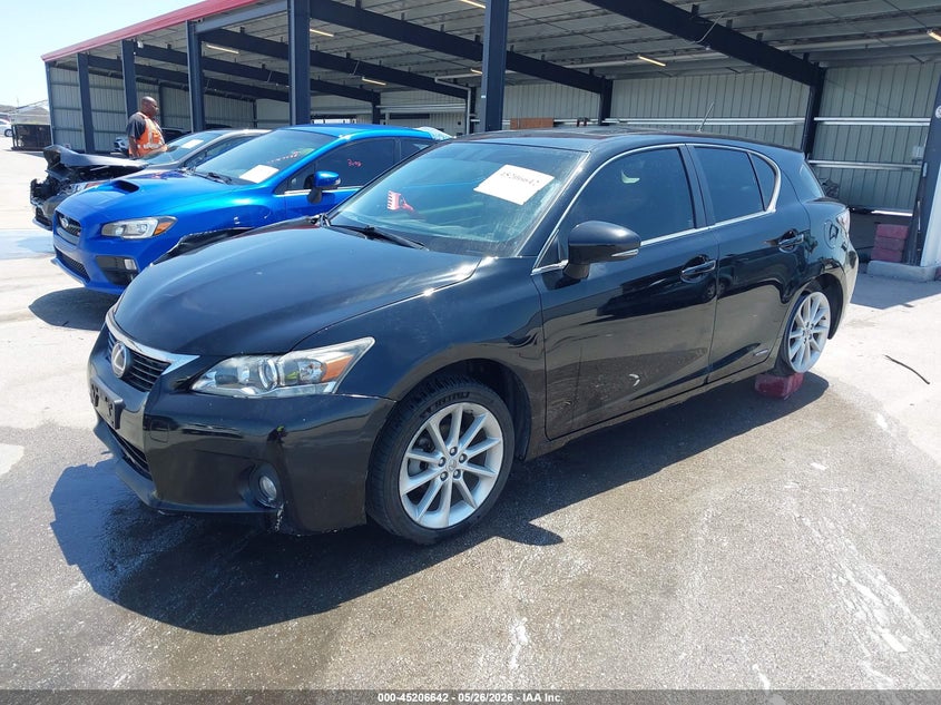 Vin: jthkd5bh1c2072295, lot: 45704383, lexus ct 200h premium 20122