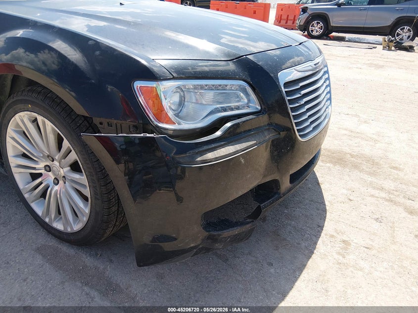 2013 Chrysler 300C VIN: 2C3CCAETXDH519964 Lot: 45206720
