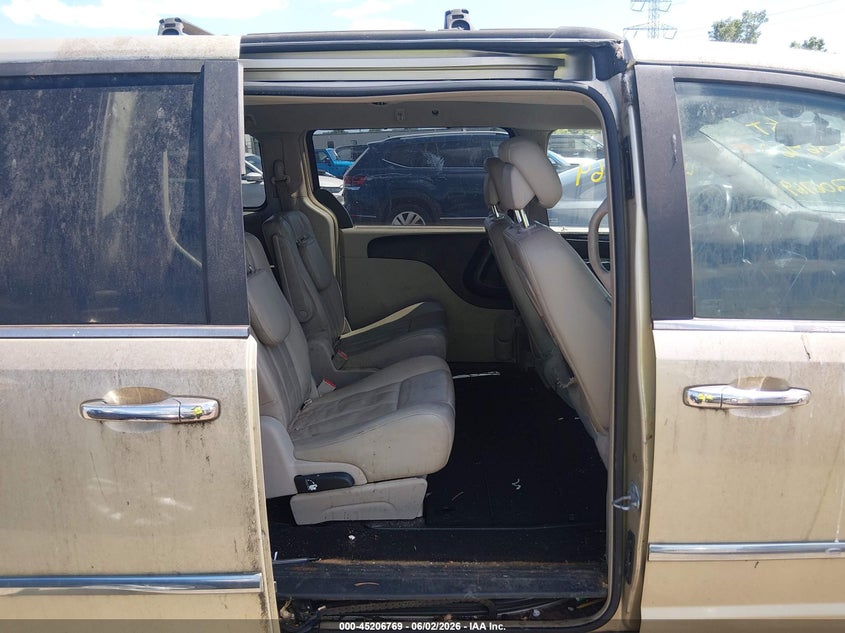 2011 Chrysler Town & Country Touring-L VIN: 2A4RR8DG5BR721954 Lot: 45206769