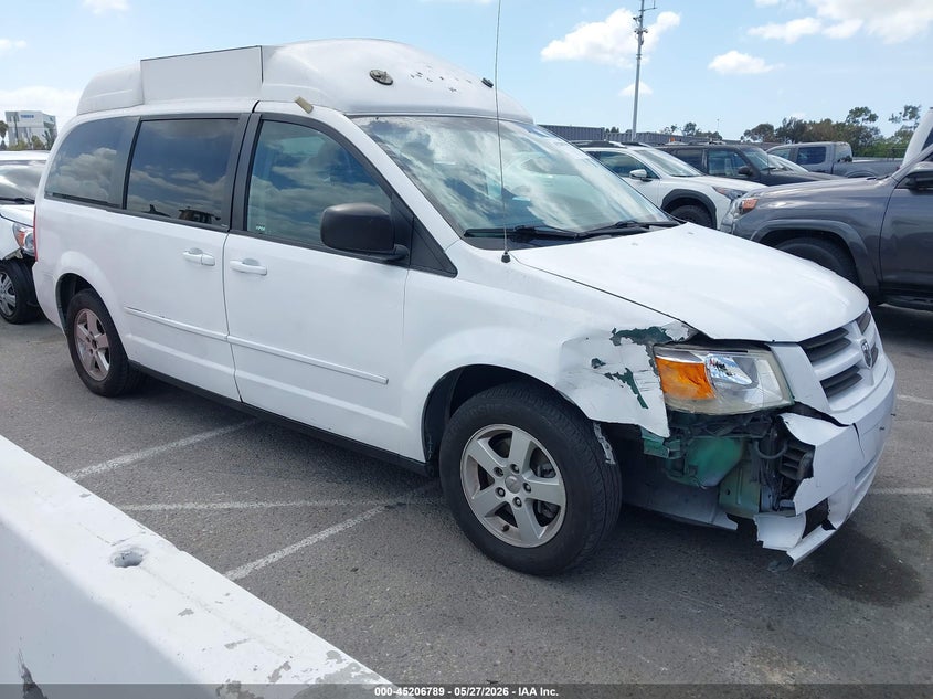 Vin: 2d4rn4de8ar307383, lot: 45704530, dodge grand caravan se 2010 img_1